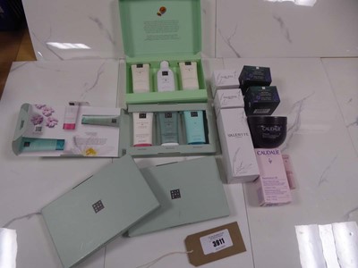 Lot 3911 - Selection of branded cosmetics to include...