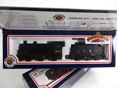 Lot 191 - Three Bachmann OO gauge locos: 31-853 J39,...