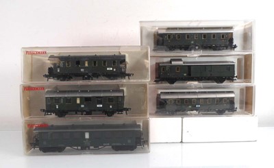 Lot 194 - Six Fleischmann OO gauge coaches: 5061, 5062,...