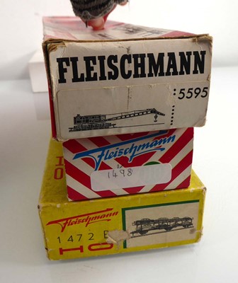 Lot 196 - Twenty-five items of Fleischmann, Liliput,...