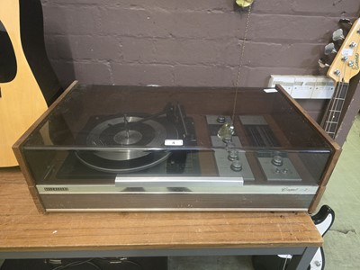 Lot 4 - A Deccasound Compact 2 music centre