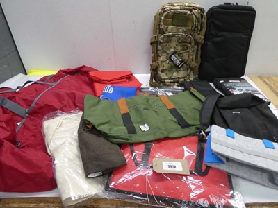 Lot 3670 - Backpacks, holdalls, tote bags, storage bags etc