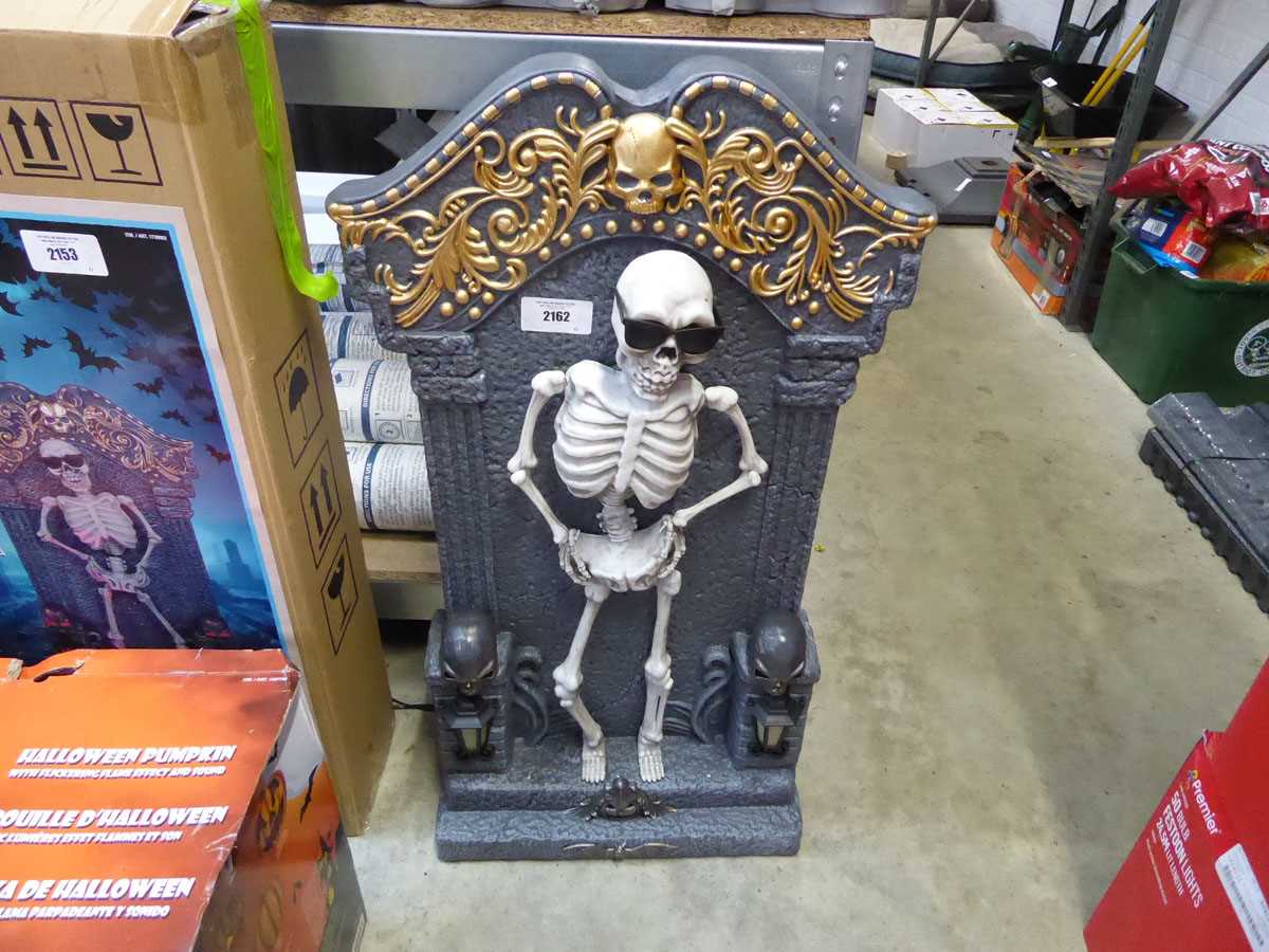 Lot 2162 - Animated skeleton tombstone with integrated...