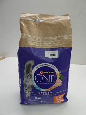 Lot 3978 - 6kg bag of Purina One Adult cat food