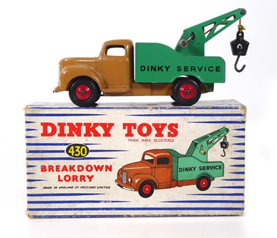 Lot A Dinky 430 breakdown lorry, blue/white...