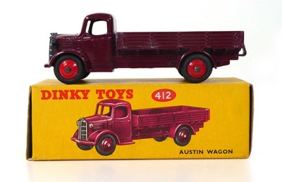 Lot A Dinky 412 Austin wagon, maroon, yellow box