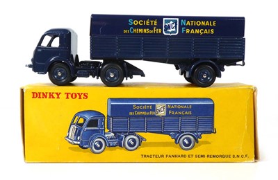 Lot A French Dinky 32ab Tracteur Panhard 'SNFC',...