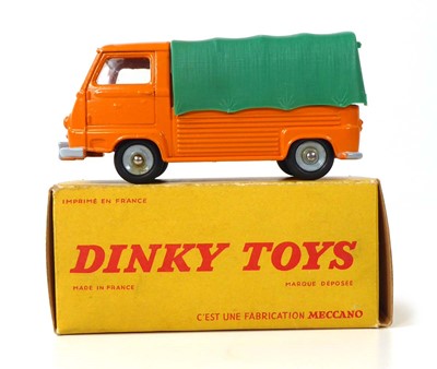 Lot A French Dinky 563 pick-u Estafette Renault,...