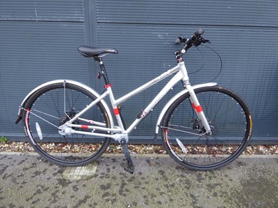 Lot 4032 - Dynamic Tempo silver town bike