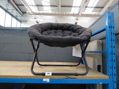 Lot 4041 - Fold up camping chair