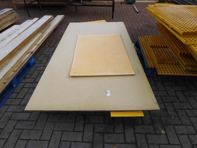 Lot 4169 - Pallet of anti-slip resin plywood in various...