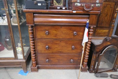 Lot 5017 - Victorian Scotch chest with 4 drawers