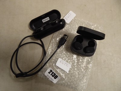 Lot 2130 - Pair of JVC Groov-e ear buds with a charging...