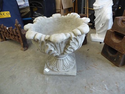 Lot 4192 - 2-piece concrete garden plant pot