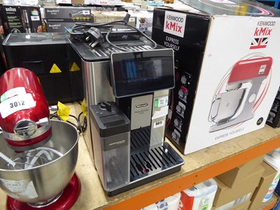 Lot 3011 - Unboxed Delonghi Prima Donna Sol automatic...