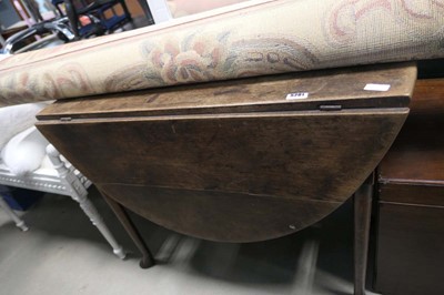 Lot 5201 - Oak pad footed drop side table