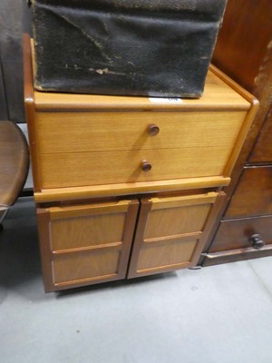 Lot 5170 - Nathan CD cabinet