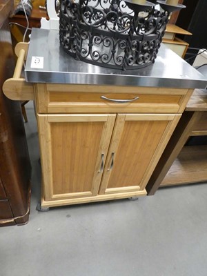 Lot 5174 - Kitchen island with stainless steel surface