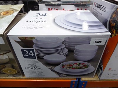 Lot 3038 - Mikasa swirl dinner ware set