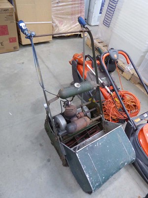 Lot 4257 - Atco cylinder mower with box