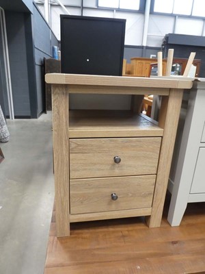 Lot 5246 - Oak finished side table with shelf and 2...