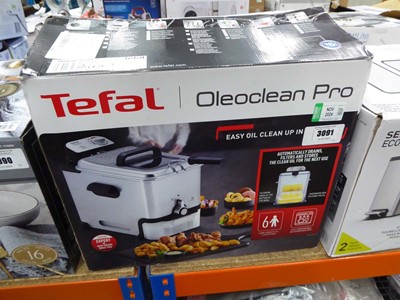 Lot 3091 - Tefal Oleoclean pro fryer