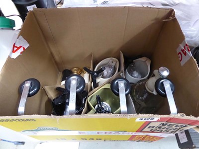 Lot 3128 - Clear plastic tub, box of beer taps etc