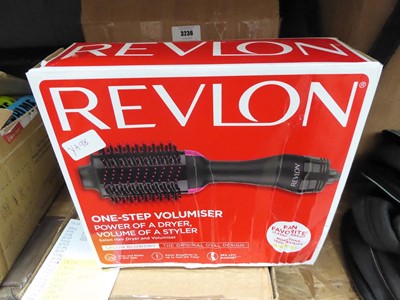 Lot 3235 - Revlon salon hair dry and volumizer