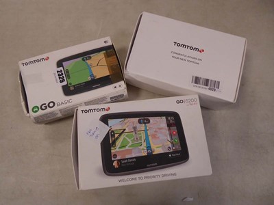 Lot 2325 - 3 TomTom Go sat navs