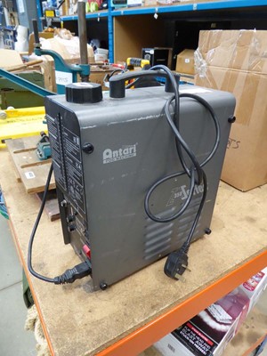 Lot 4409 - Antari fog machine