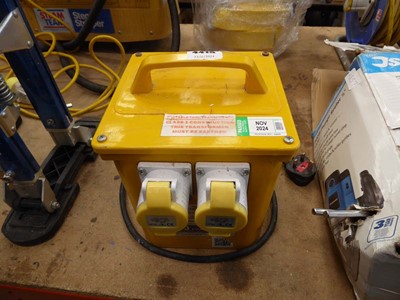 Lot 4415 - 110v transformer