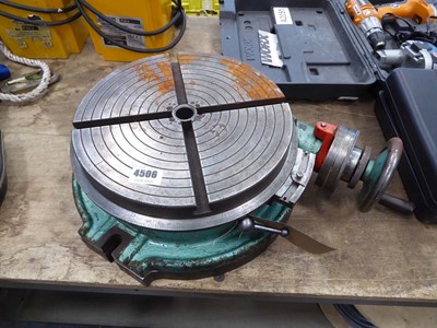 Lot 4506 - Large heavy duty rotary table