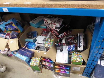 Lot 3384 - Large quantity of assorted toys inc. Star Wars,...