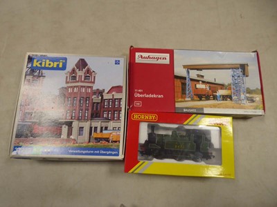 Lot 2531 - Box containing model railway buildings and...