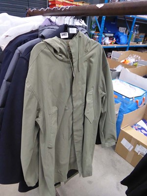 Lot 3482 - Full zip hooded green jacket size L