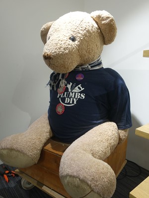 Lot ‘Ted’ a large automaton teddy bear from Plumbs...