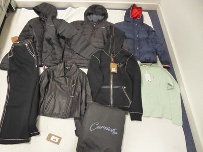 Lot 1538 - Selection of clothing to include Tommy...