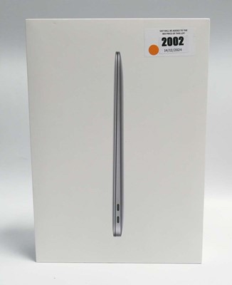 Lot 2002 - MacBook Air 13" 2020 A2337 Space Grey laptop...