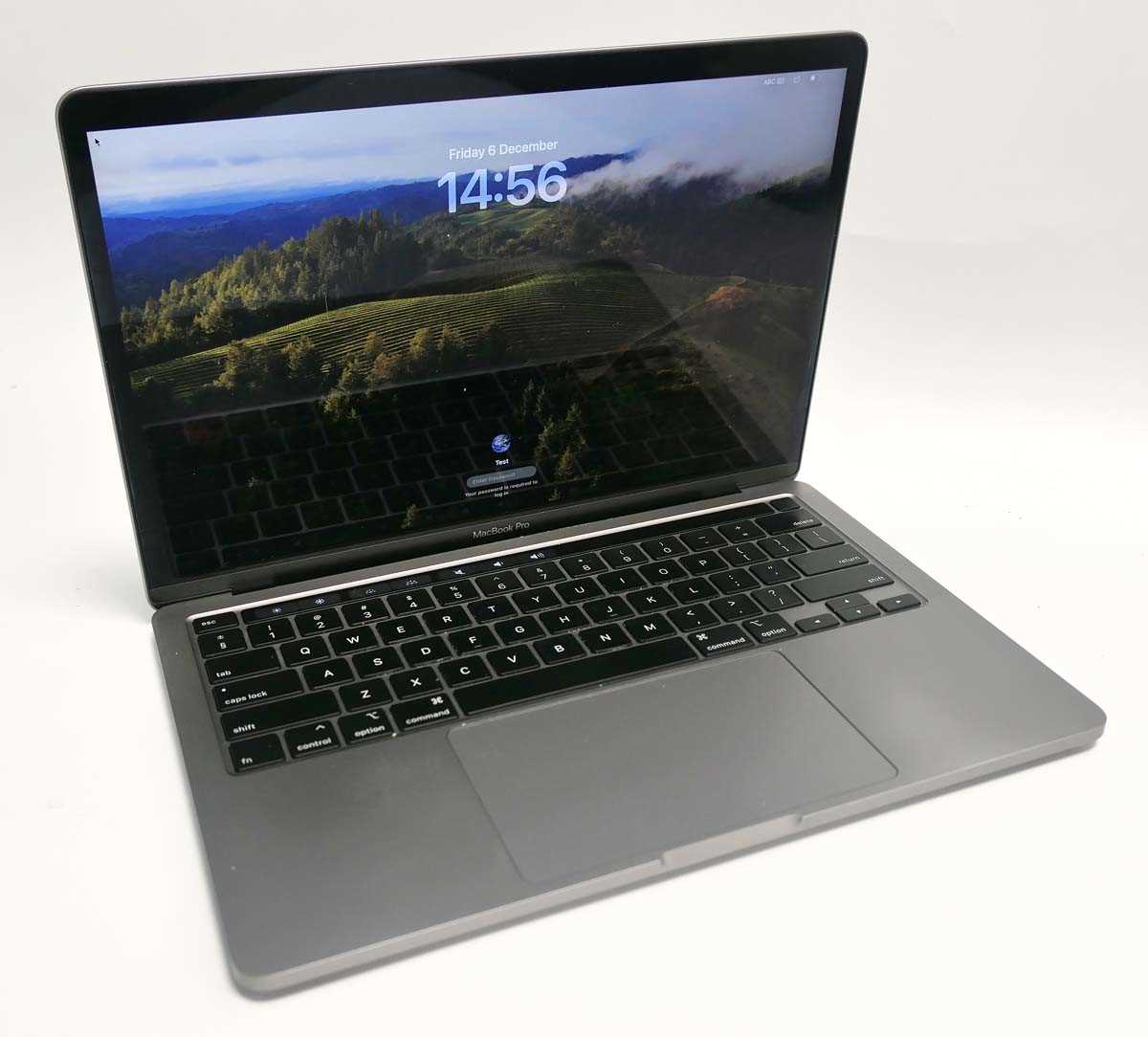 Lot 2004 - MacBook Pro 13" 2020 A2289 Space Grey laptop...