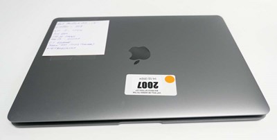 Lot 2007 - MacBook Air 13" 2019 A1932 Space Grey laptop...