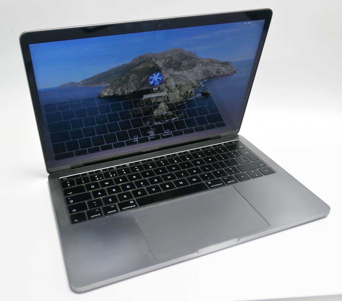 Lot 2009 - MacBook Pro 13" 2017 A1708 Space Grey laptop...