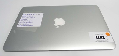 Lot 2011 - MacBook Air 11" 2015 A1465 Silver laptop with...