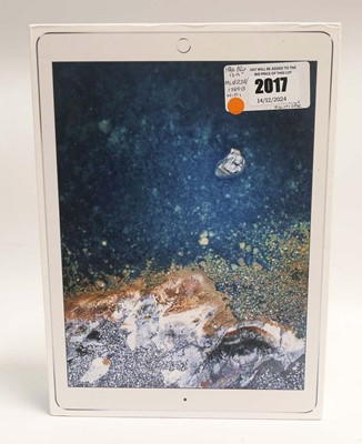 Lot 2017 - iPad Pro 12.9" 2nd Gen 128GB A1670 Gold with...