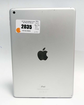 Lot 2035 - iPad 7th Gen 32GB Silver