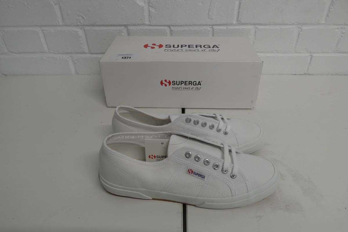 Lot 1371 - Boxed pair of Superga shoes in white size UK 9...