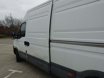 Lot 4003 - (MX56 VXW) 2007 Iveco Daily 35S12 LWB panel...