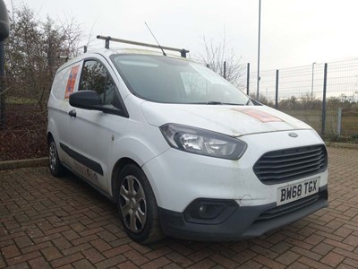 Lot 4004 - (BW68 TGX) 2019 Ford Transit Courier Trend...