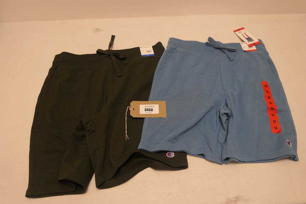 Lot 3458 - 15 pairs of Champion shorts