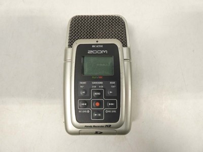 Lot 2050 - Zoom Mic Active H2 Handy Recorder