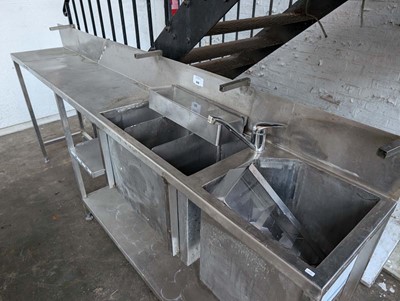 Lot 761 - 250cm stainless steel custom built back bar...